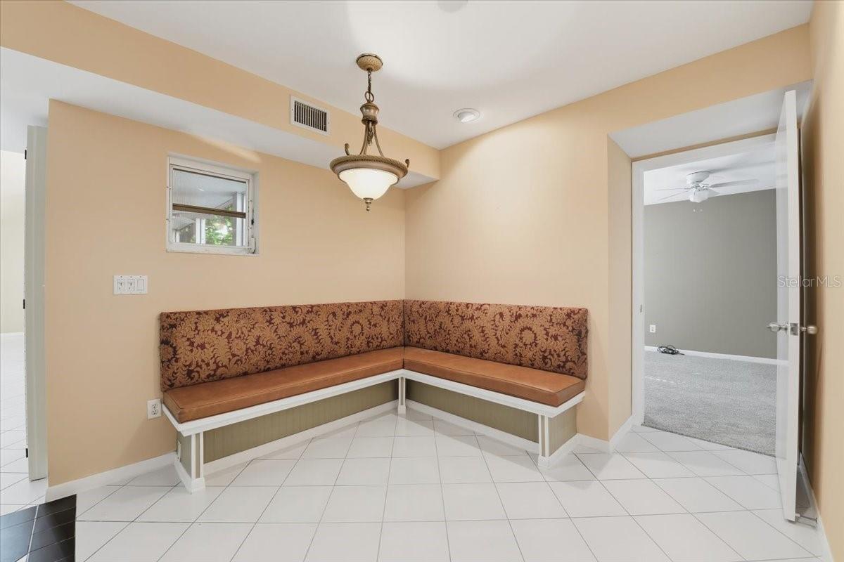 2713 Chambray, Tampa, FL 33611