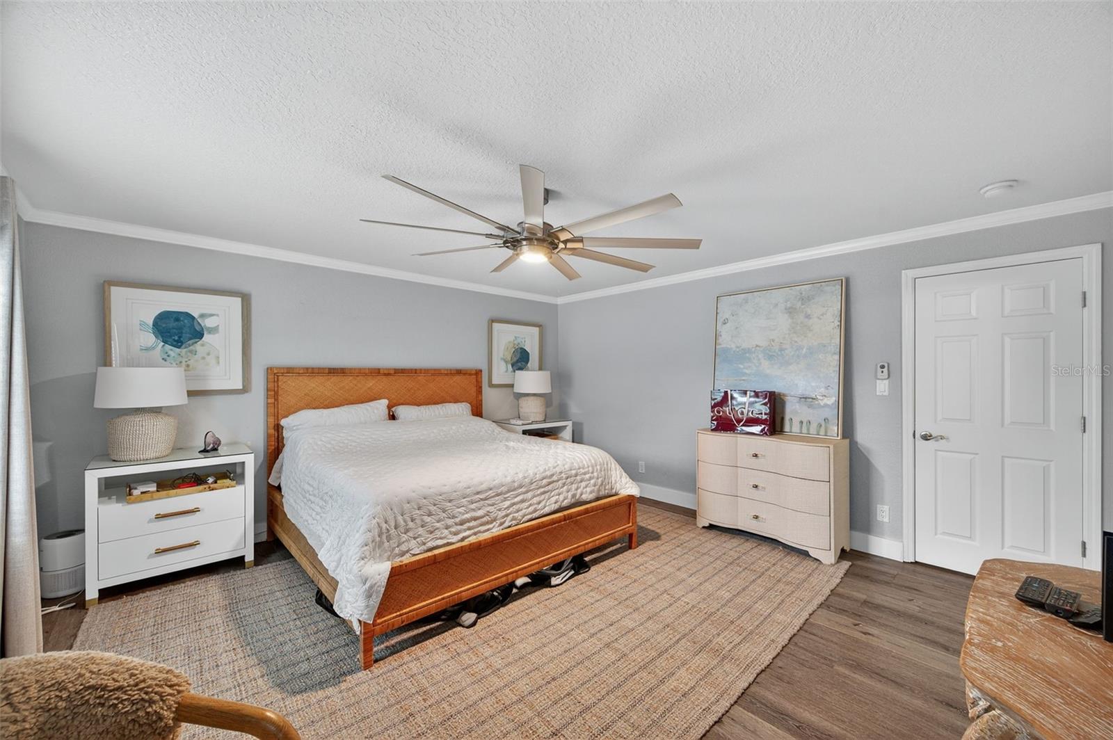 4924 Beach Unit F, St Petersburg, FL 33705