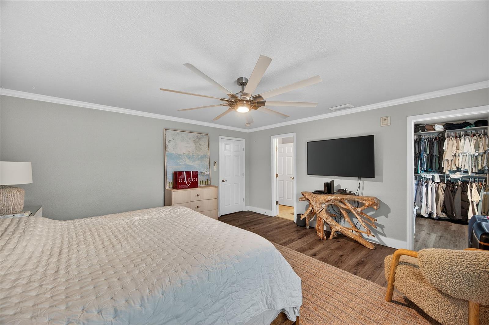 4924 Beach Unit F, St Petersburg, FL 33705
