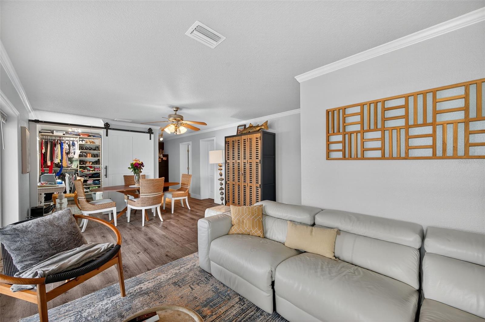 4924 Beach Unit F, St Petersburg, FL 33705