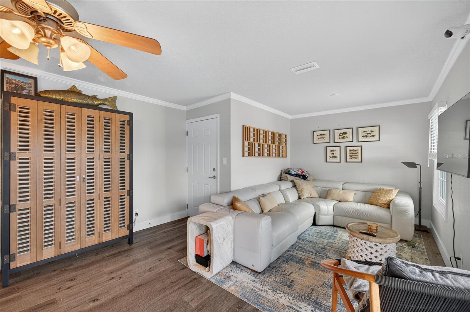 4924 Beach Unit F, St Petersburg, FL 33705