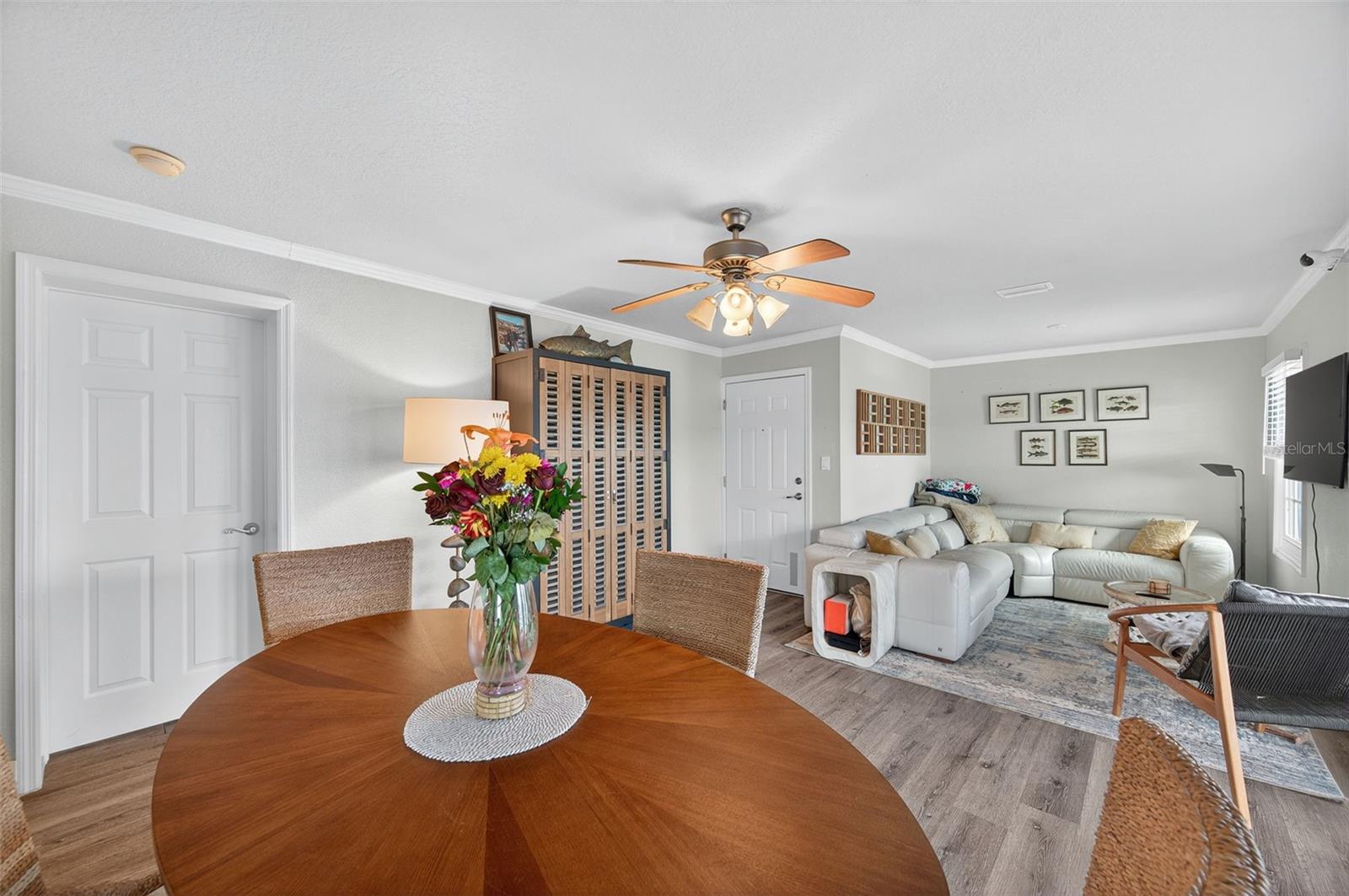 4924 Beach Unit F, St Petersburg, FL 33705