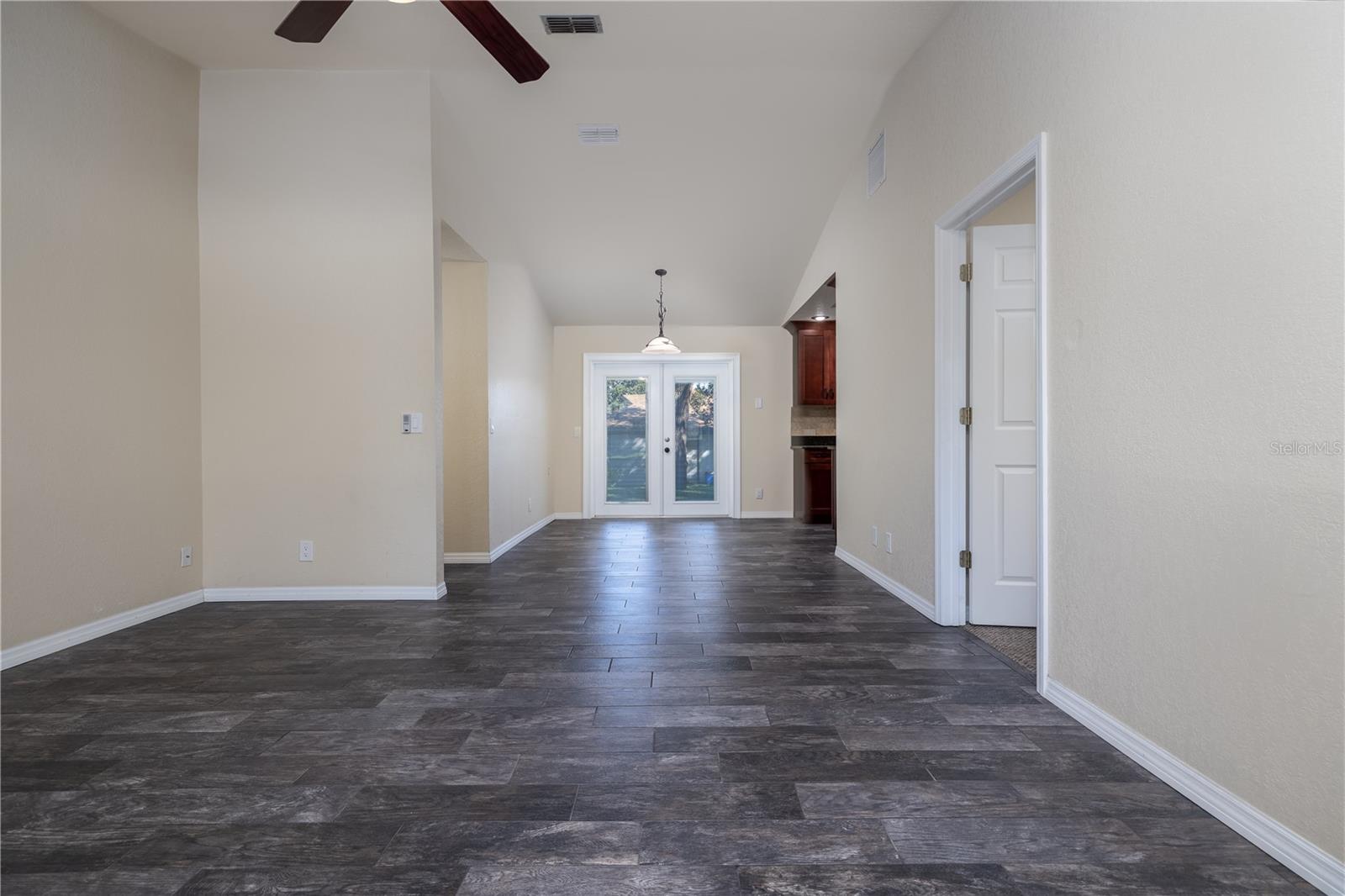 600 English Oaks, Port Orange, FL 32127