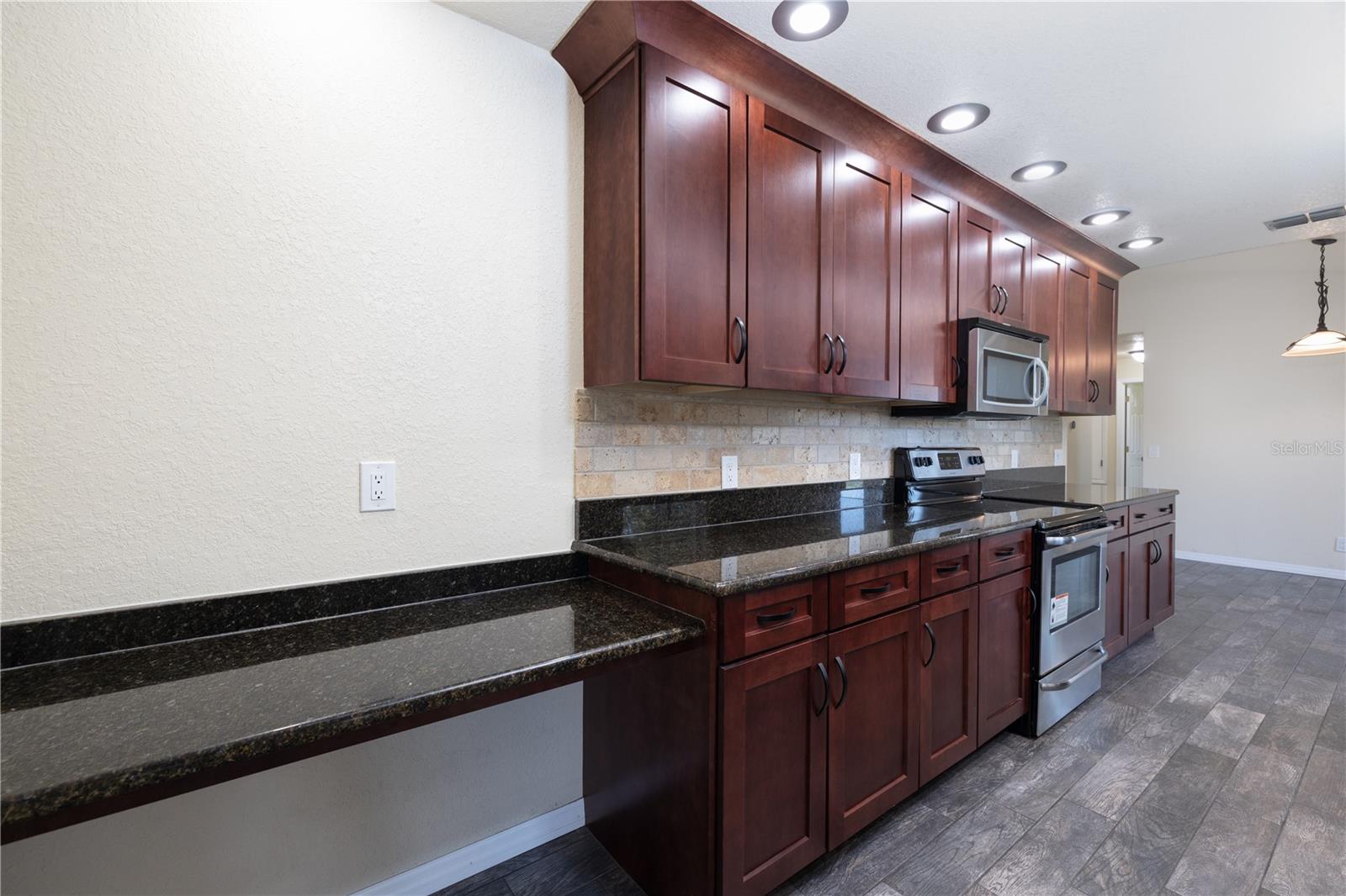 600 English Oaks, Port Orange, FL 32127