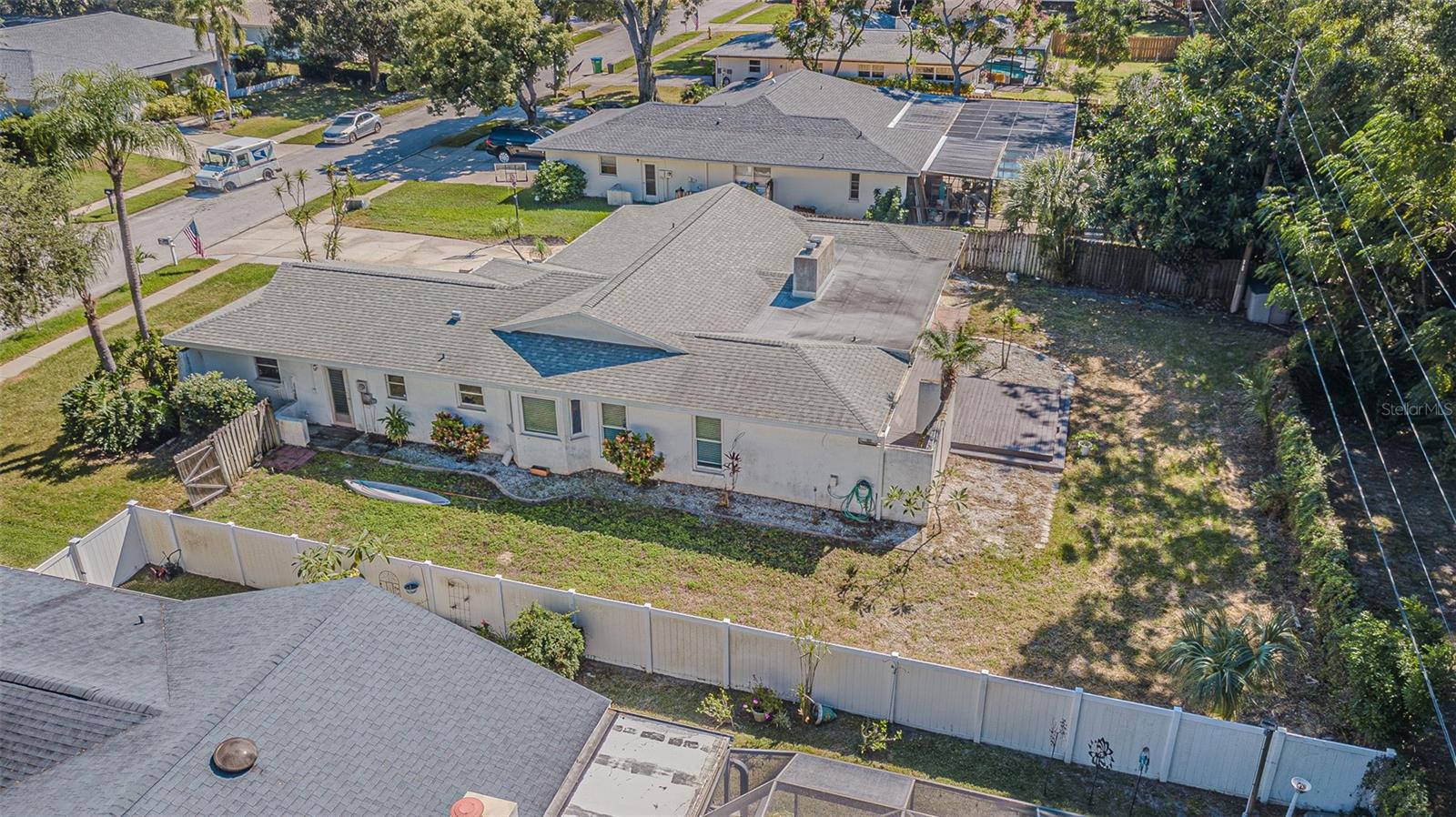 565 Sandy Hook, Palm Harbor, FL 34683