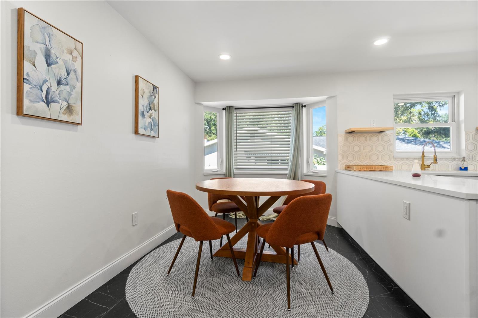 565 Sandy Hook, Palm Harbor, FL 34683