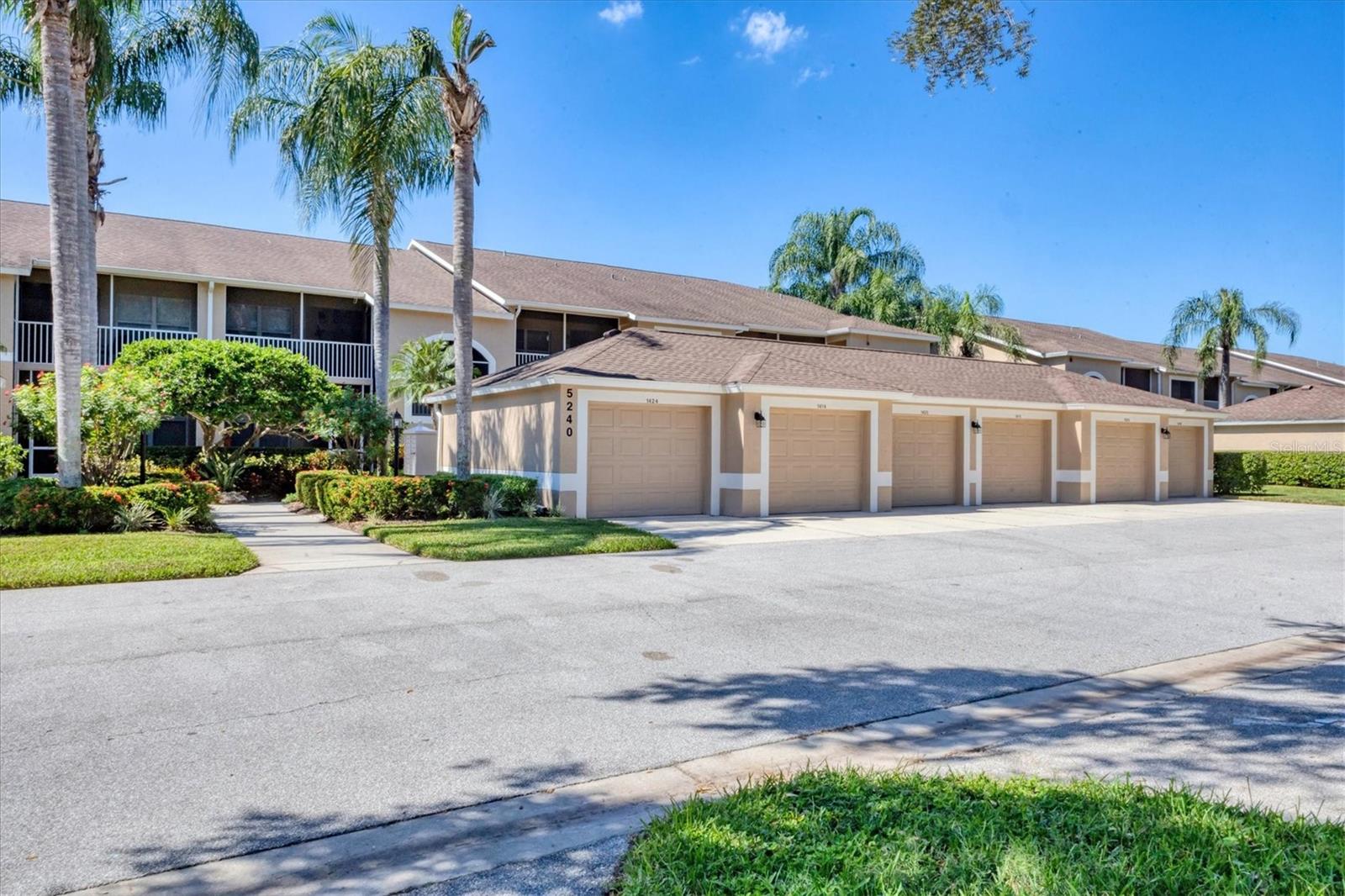 5240 Hyland Hills Unit 1426, Sarasota, FL 34241