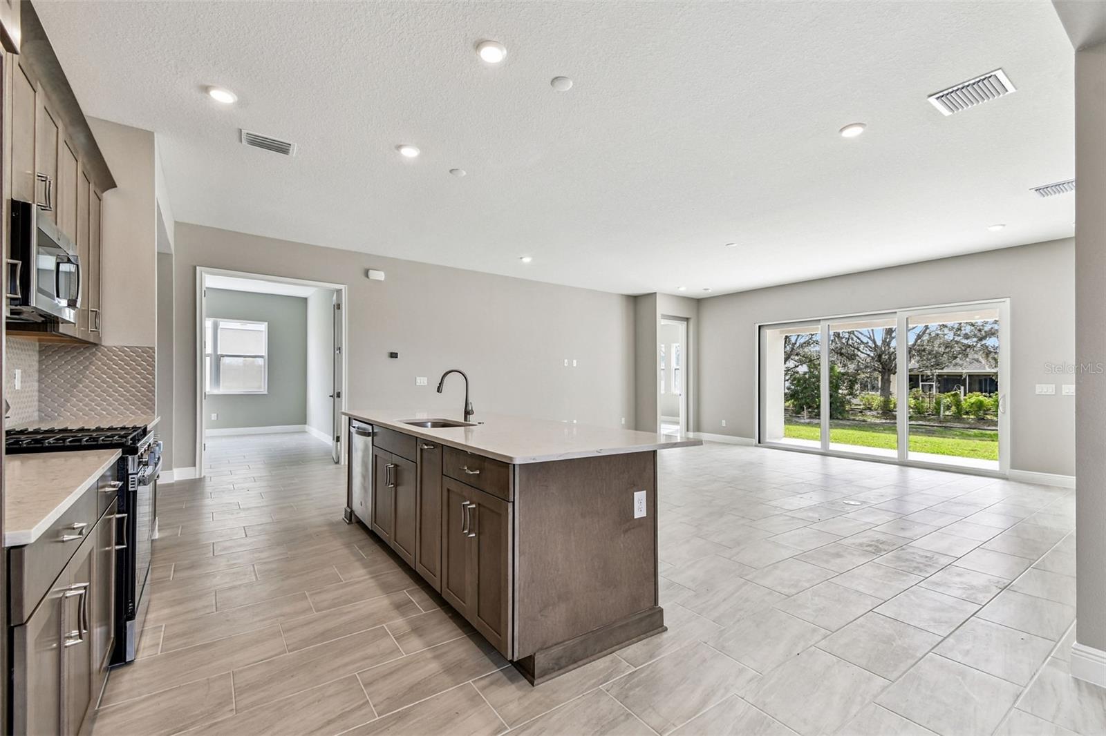 12305 White Blossom, Parrish, FL 34219