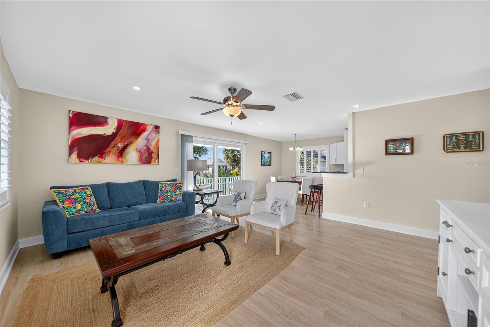 2915 Avenue C, Holmes Beach, FL 34217
