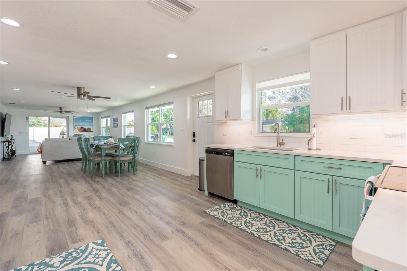 408 71st, Holmes Beach, FL 34217