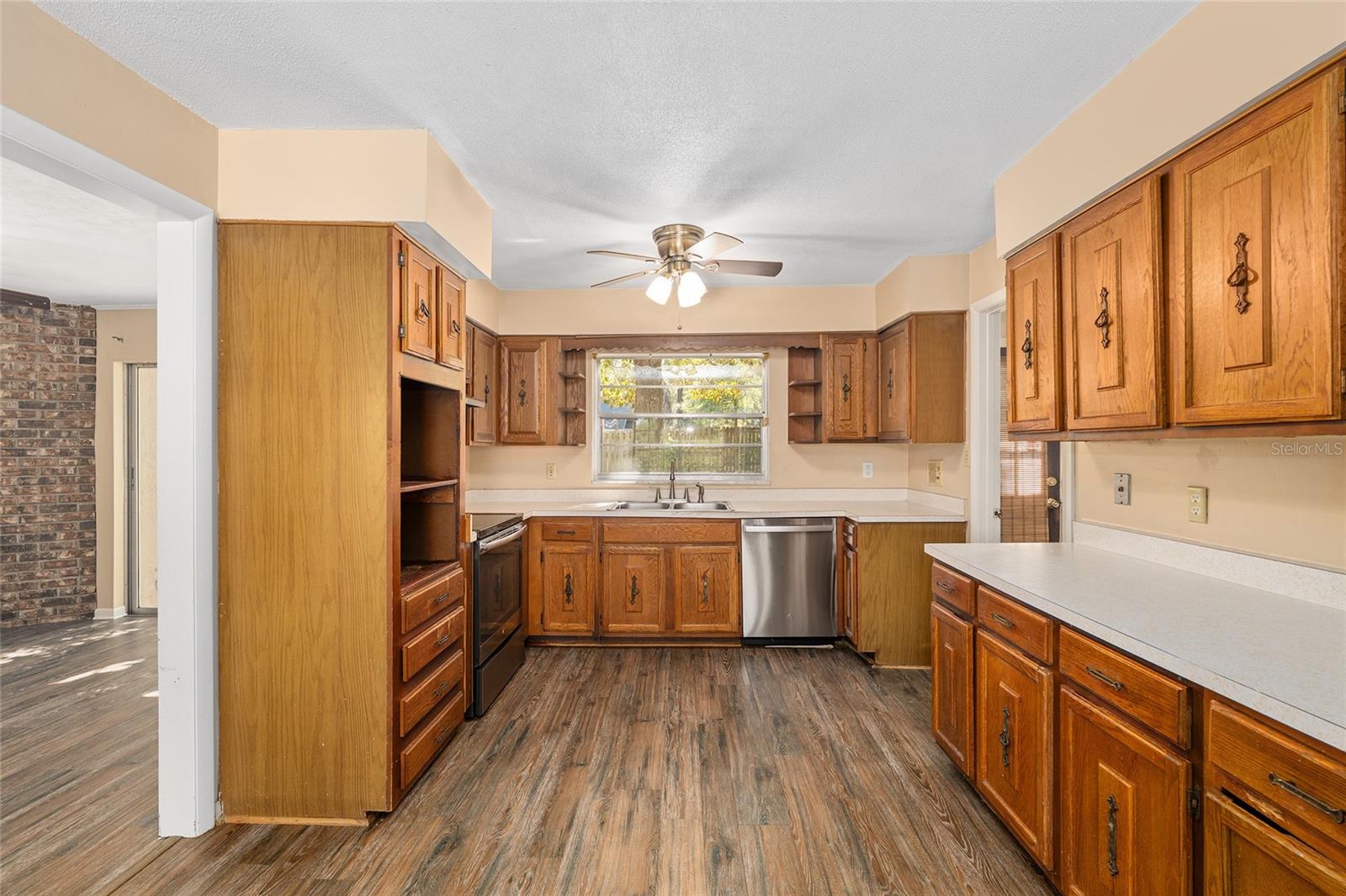 10819 39th, Gainesville, FL 32606