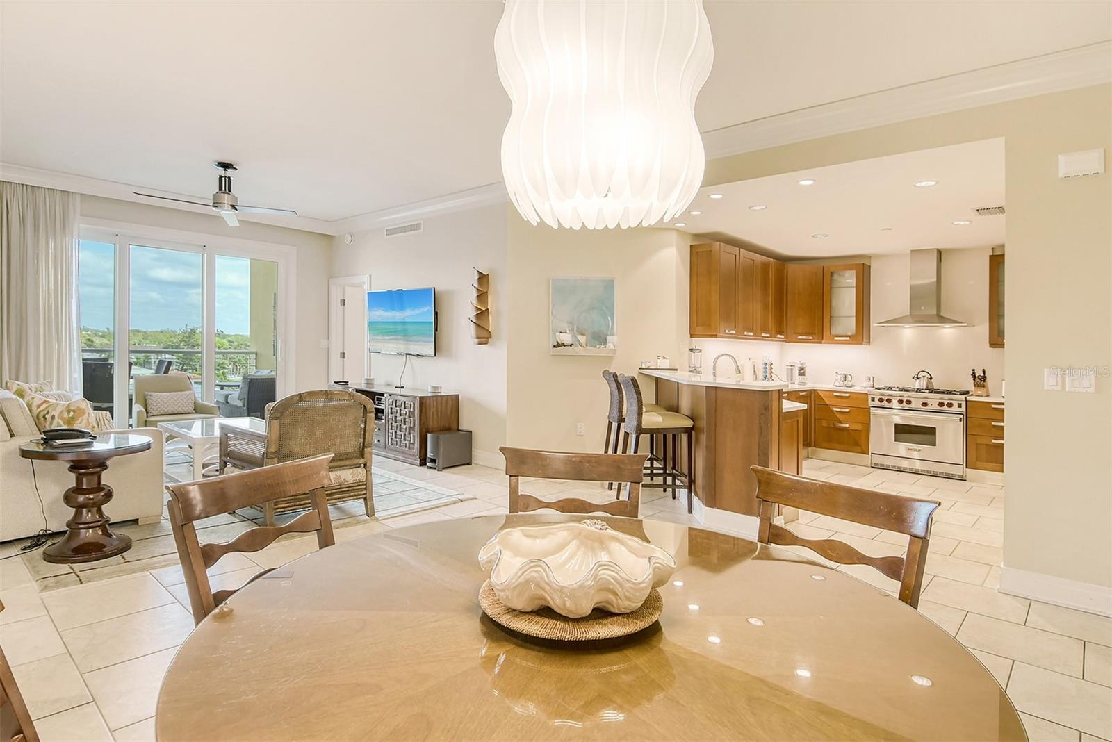 915 Seaside Unit 607, Weeks 14-15, Sarasota, FL 34242
