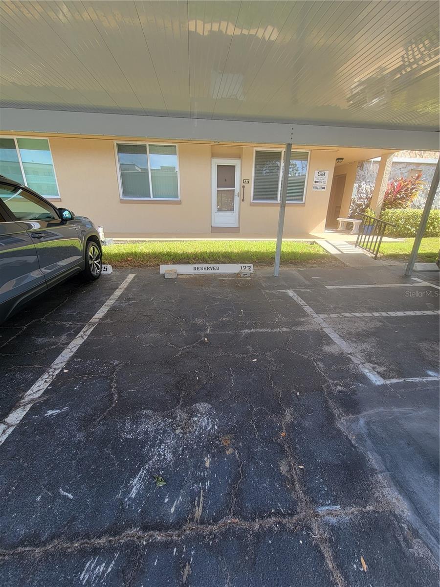 4915 Bay Unit 122, St Petersburg, FL 33703