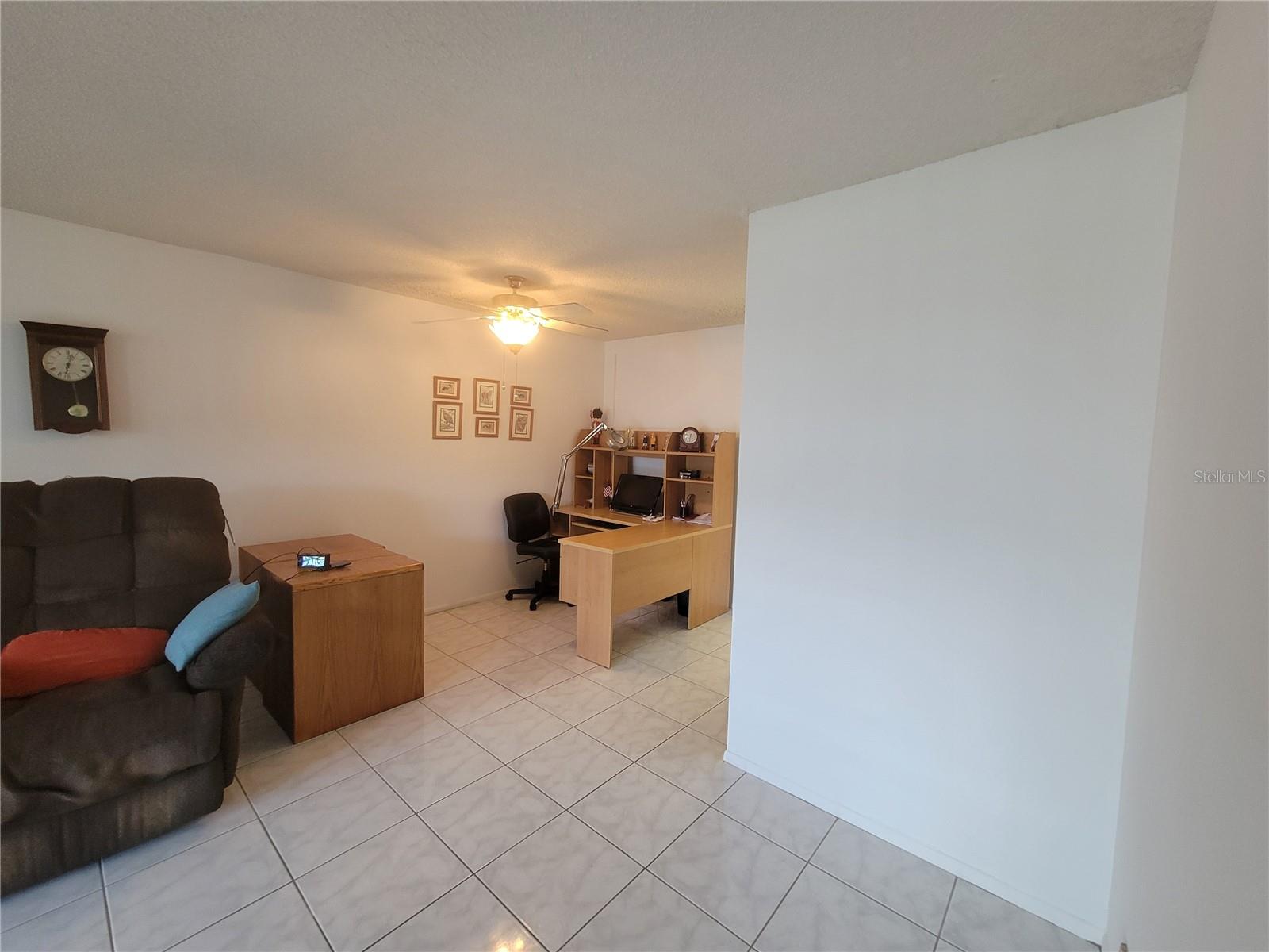 4915 Bay Unit 122, St Petersburg, FL 33703