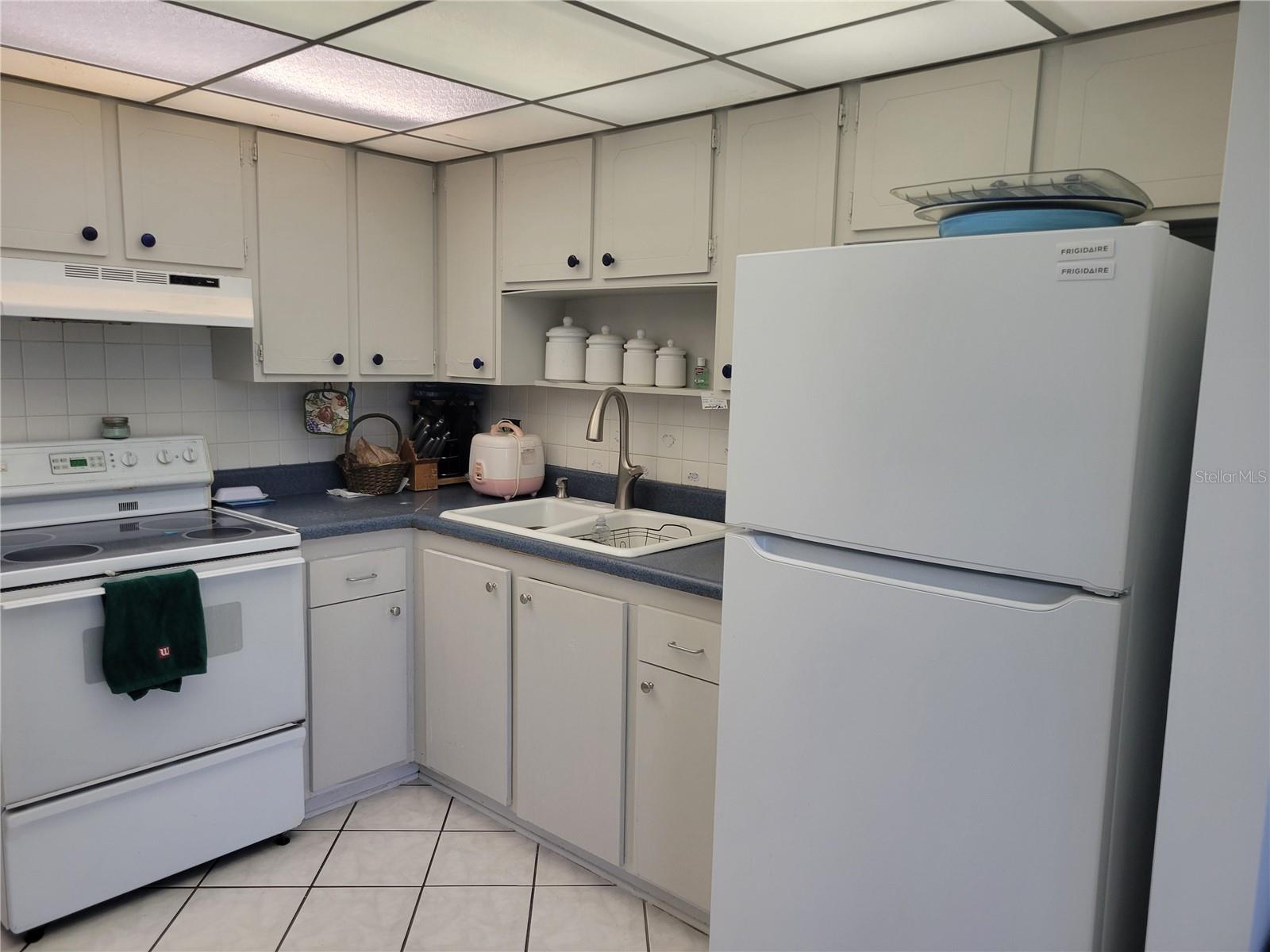 4915 Bay Unit 122, St Petersburg, FL 33703