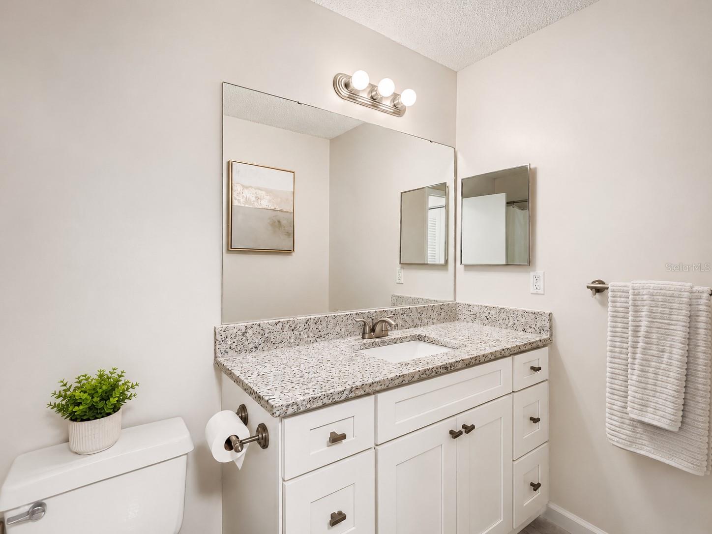 2548 Grassy Point Unit 202, Lake Mary, FL 32746