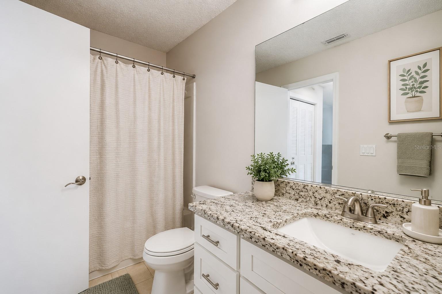 2548 Grassy Point Unit 202, Lake Mary, FL 32746