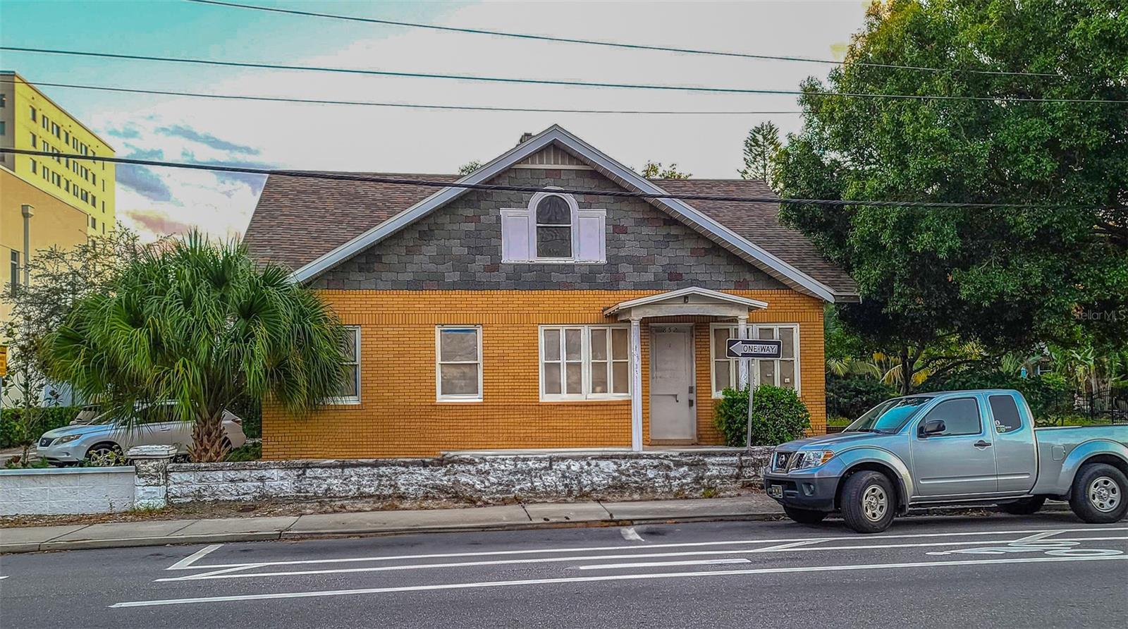 852 4th, St Petersburg, FL 33701