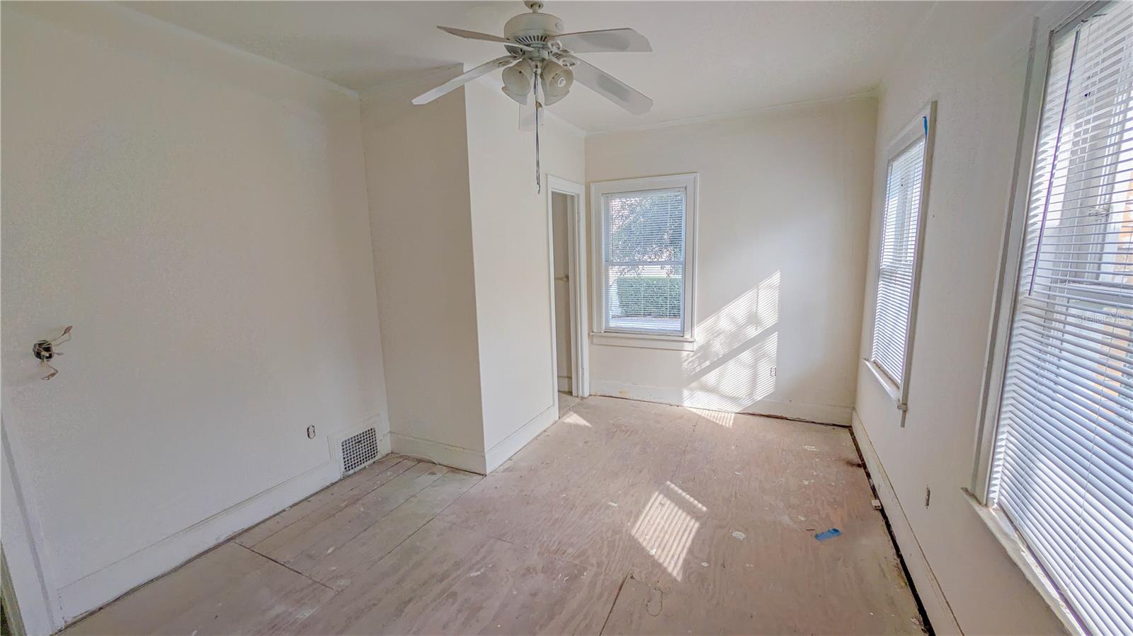 852 4th, St Petersburg, FL 33701