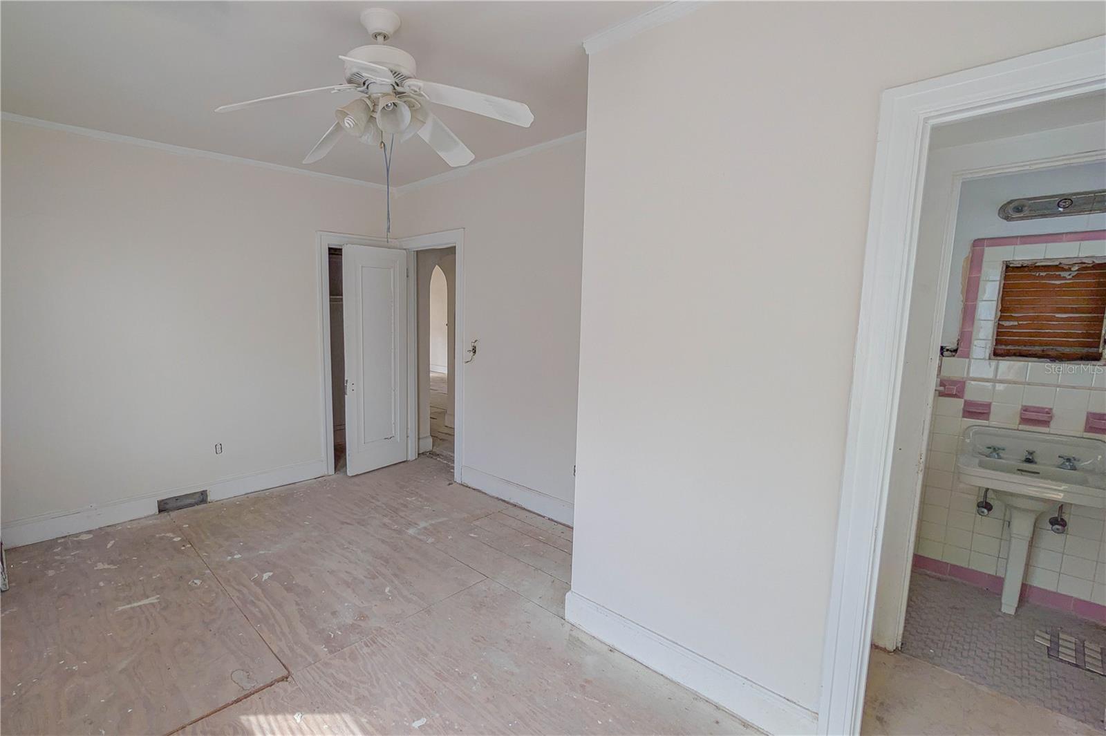 852 4th, St Petersburg, FL 33701