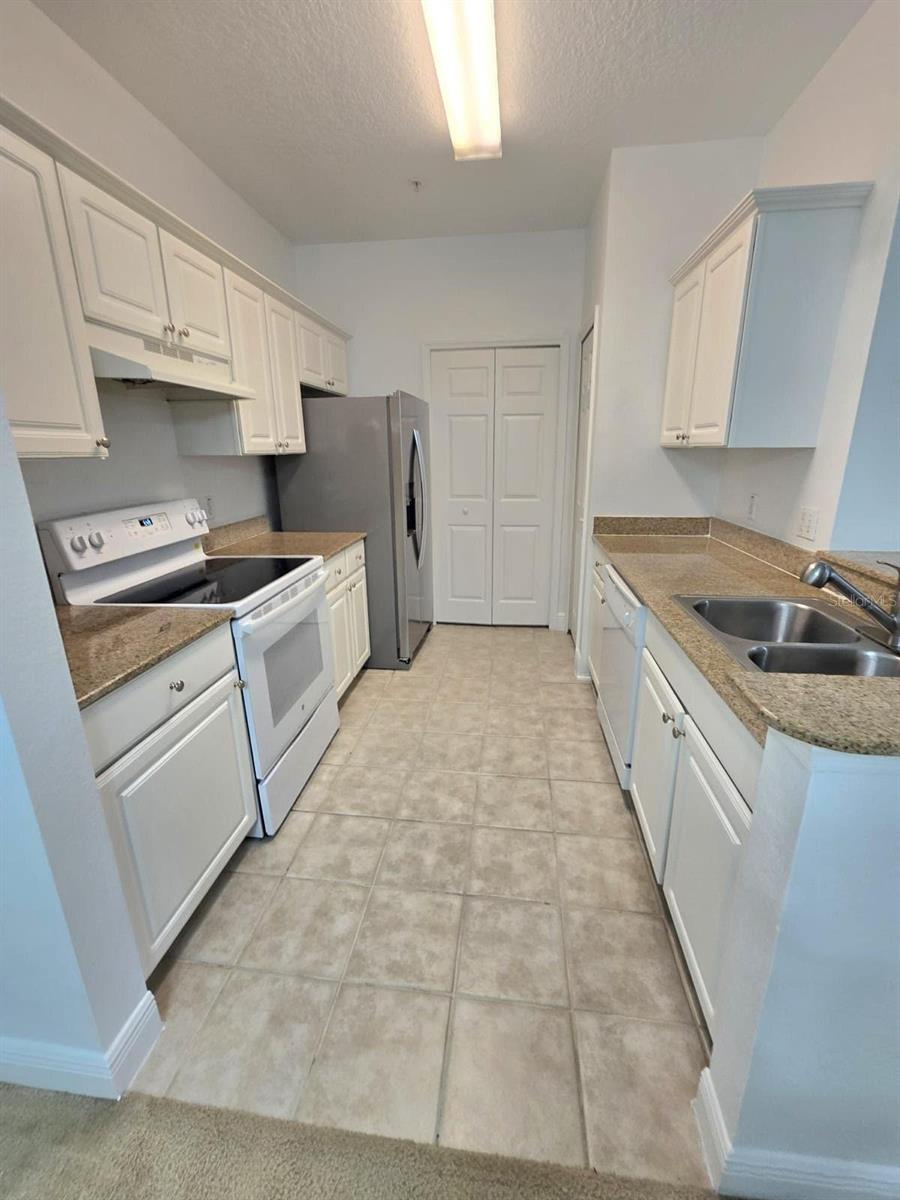 330 Southern Pecan Unit 208, Winter Garden, FL 34787
