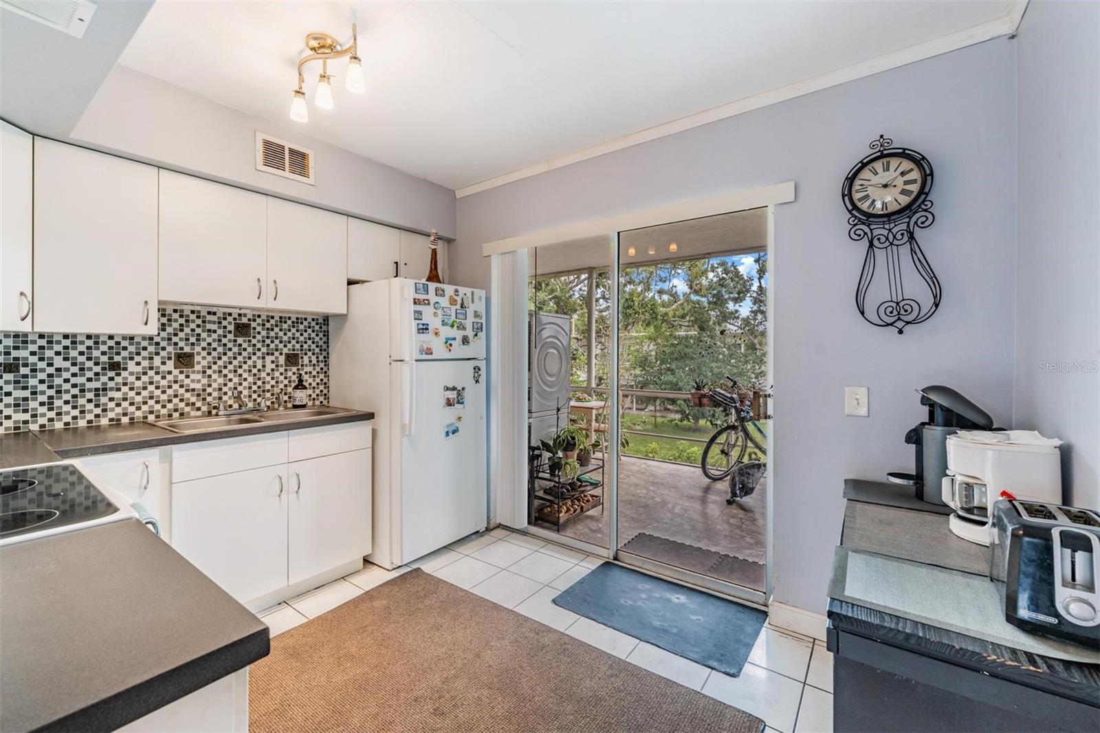 5665 40th Unit 407, Kenneth City, FL 33709