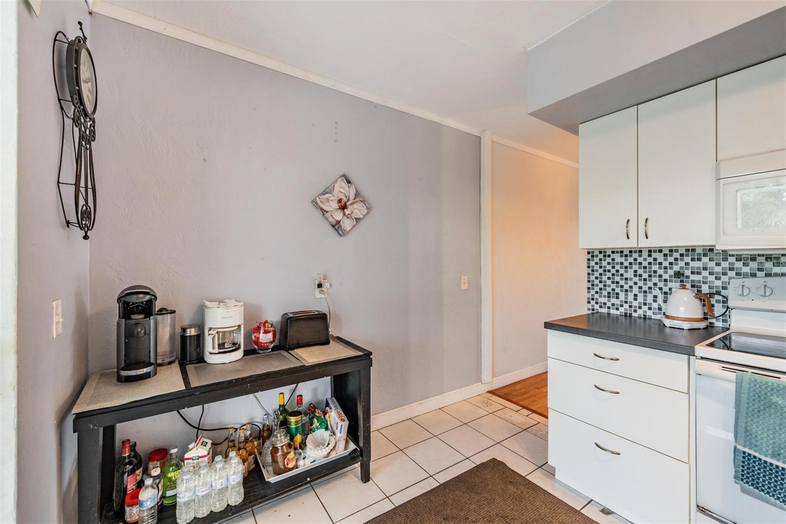 5665 40th Unit 407, Kenneth City, FL 33709