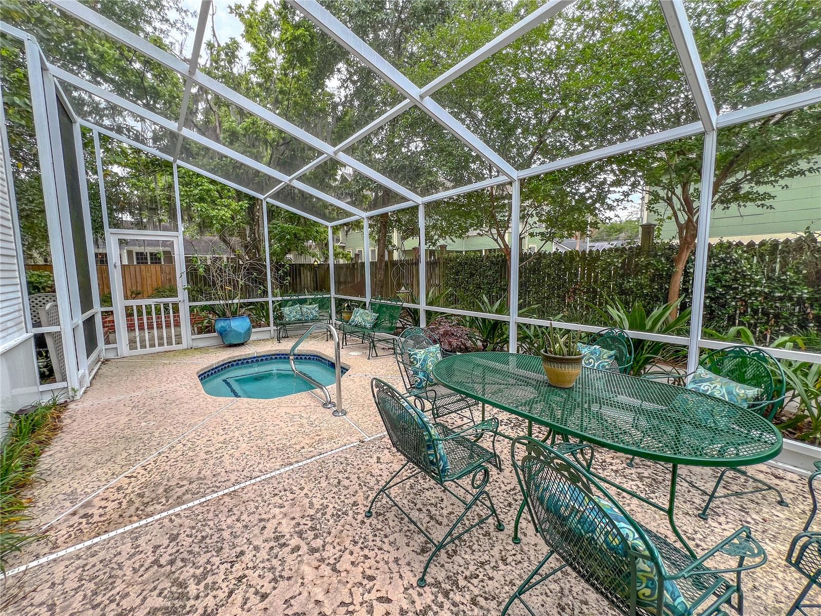 516 4th, Gainesville, FL 32601