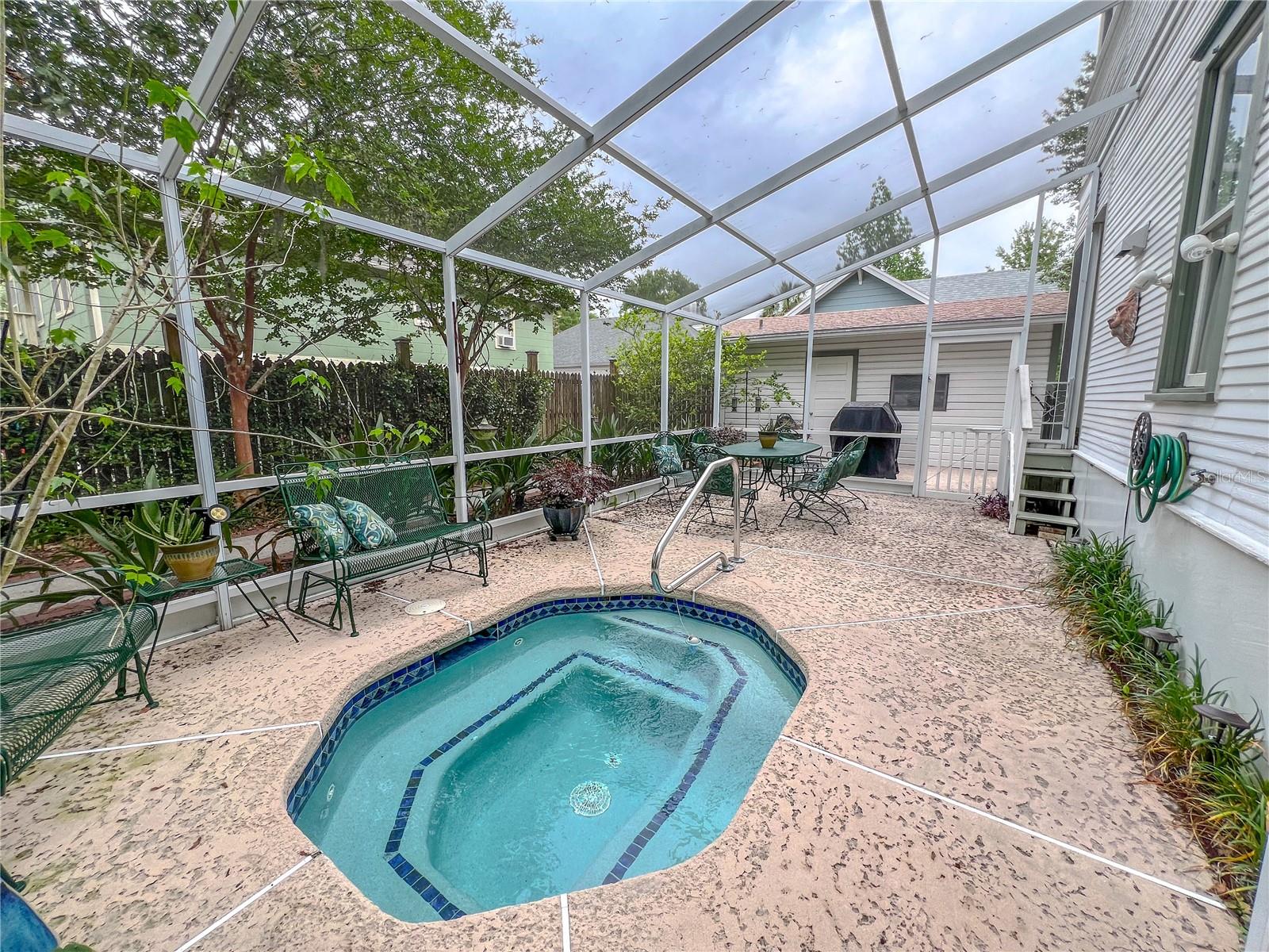 516 4th, Gainesville, FL 32601