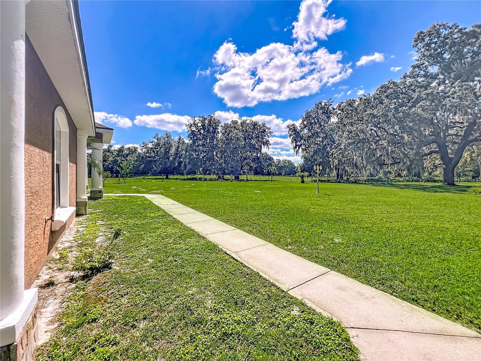 12611 36th, Anthony, FL 32617