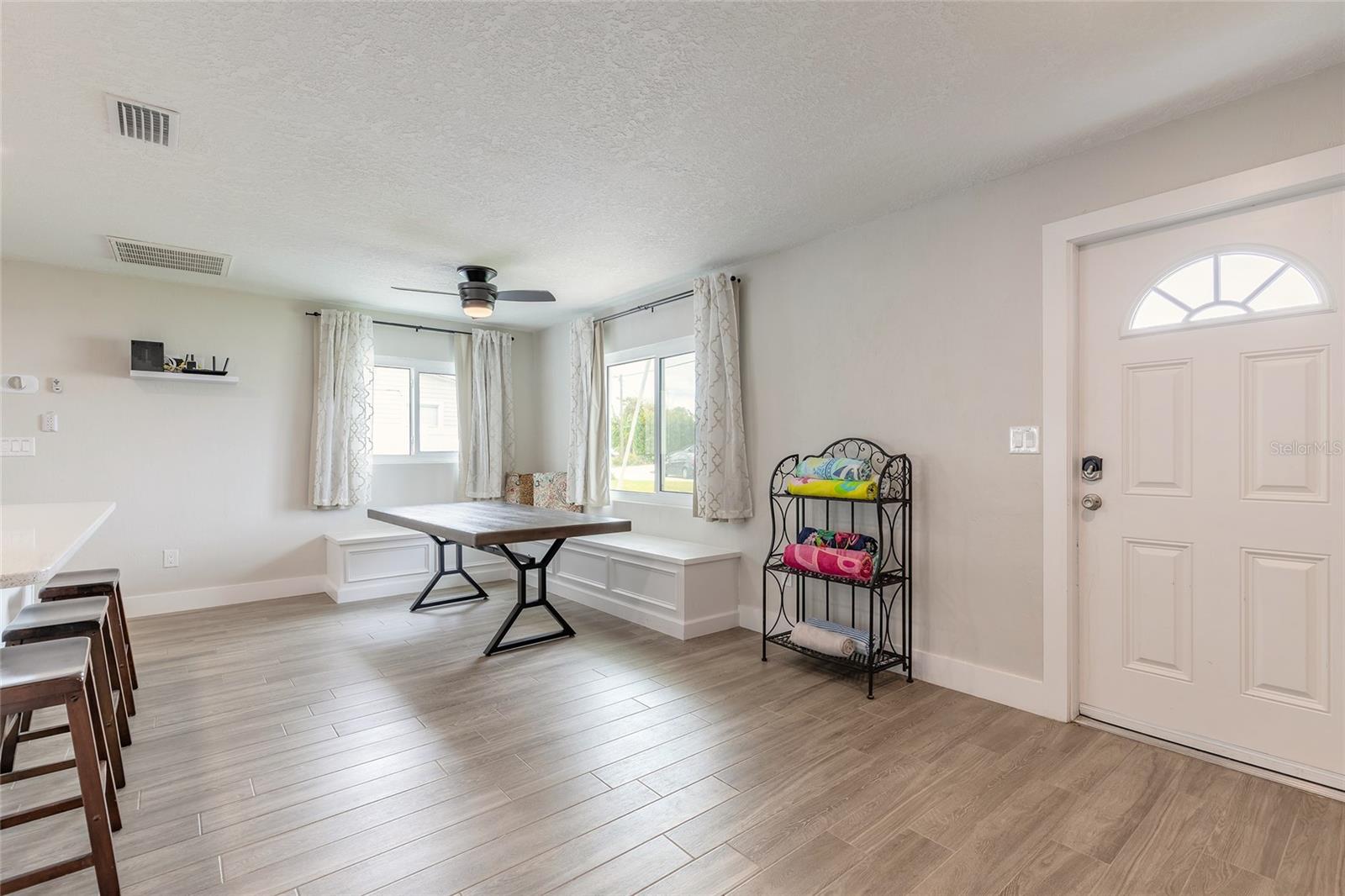 8 Robben, Daytona Beach, FL 32118