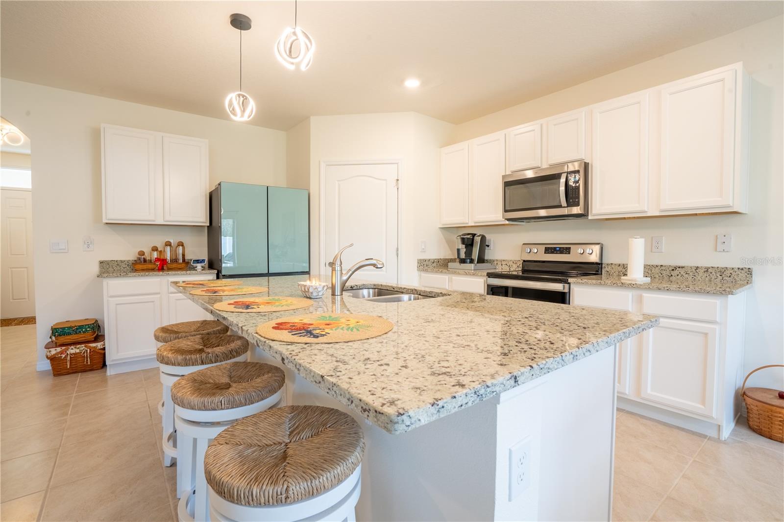 2540 Harmonia Hammock, Harmony, FL 34773