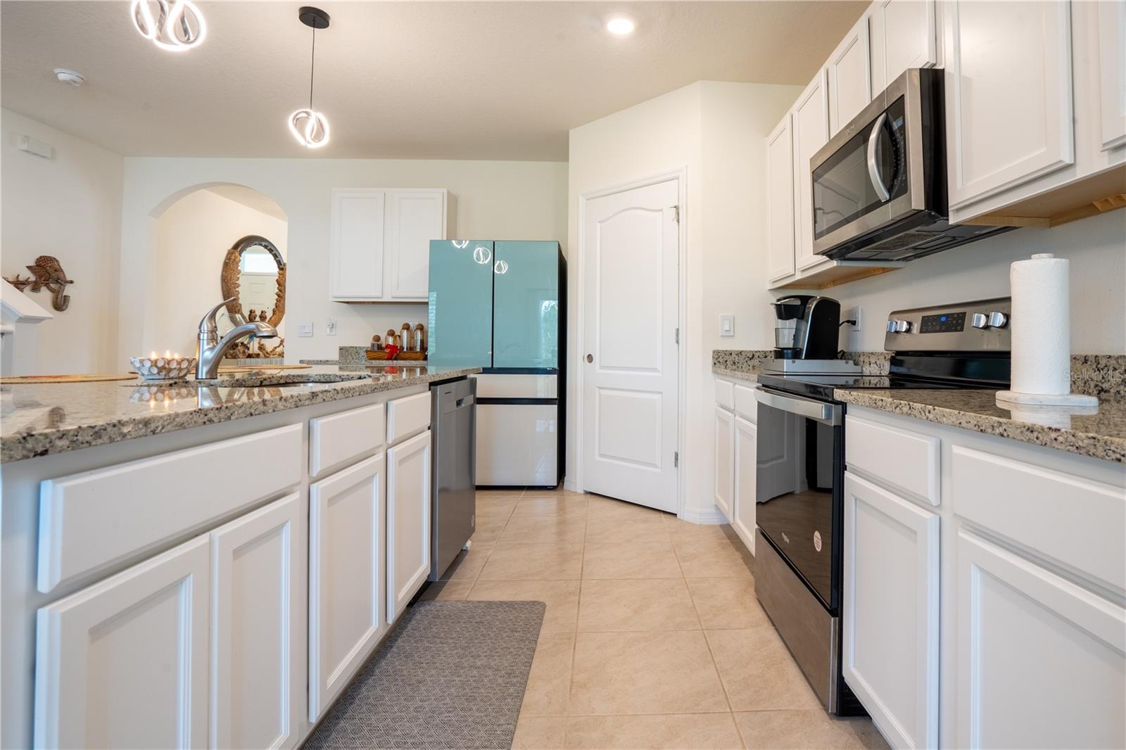 2540 Harmonia Hammock, Harmony, FL 34773