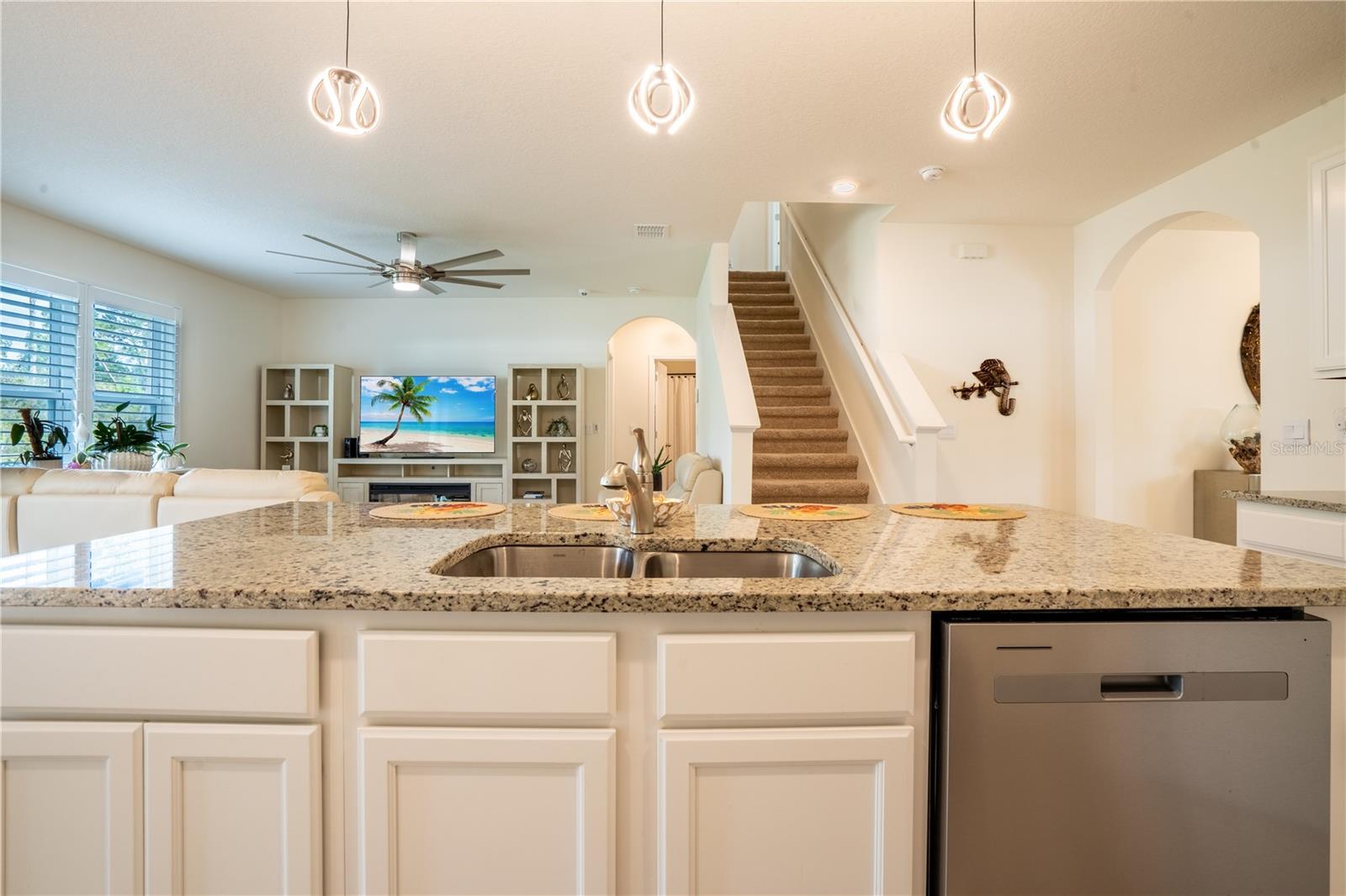 2540 Harmonia Hammock, Harmony, FL 34773