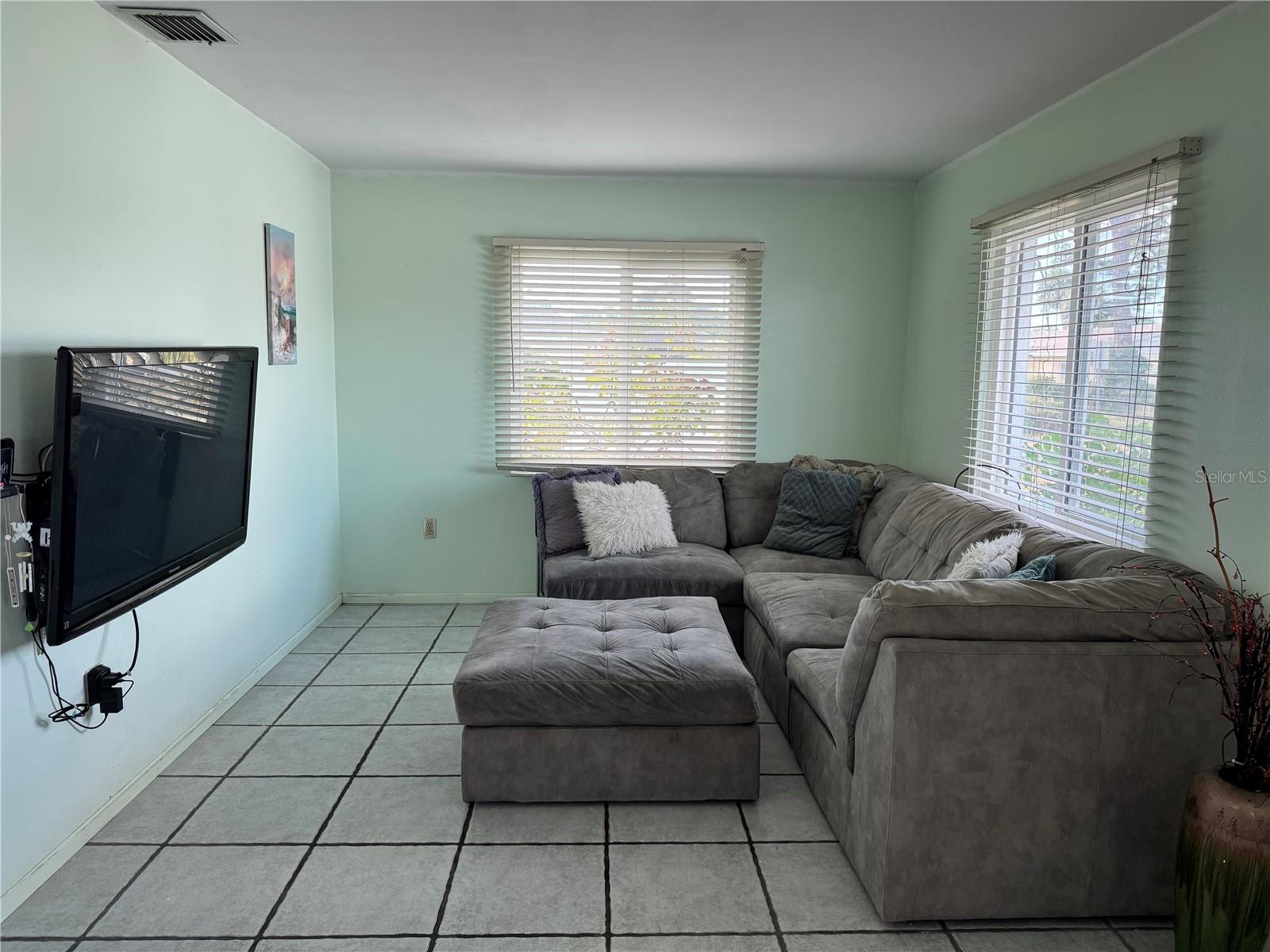 1048 Porpoise, Venice, FL 34293