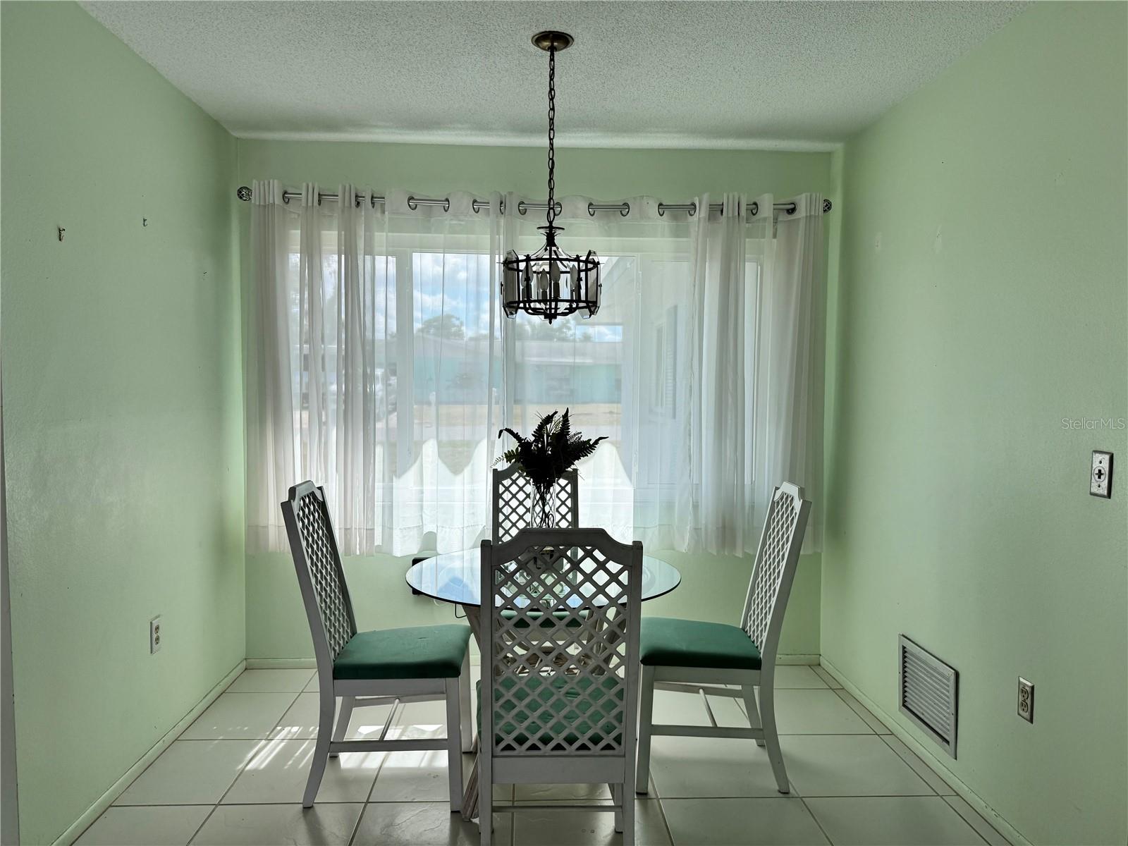 1048 Porpoise, Venice, FL 34293