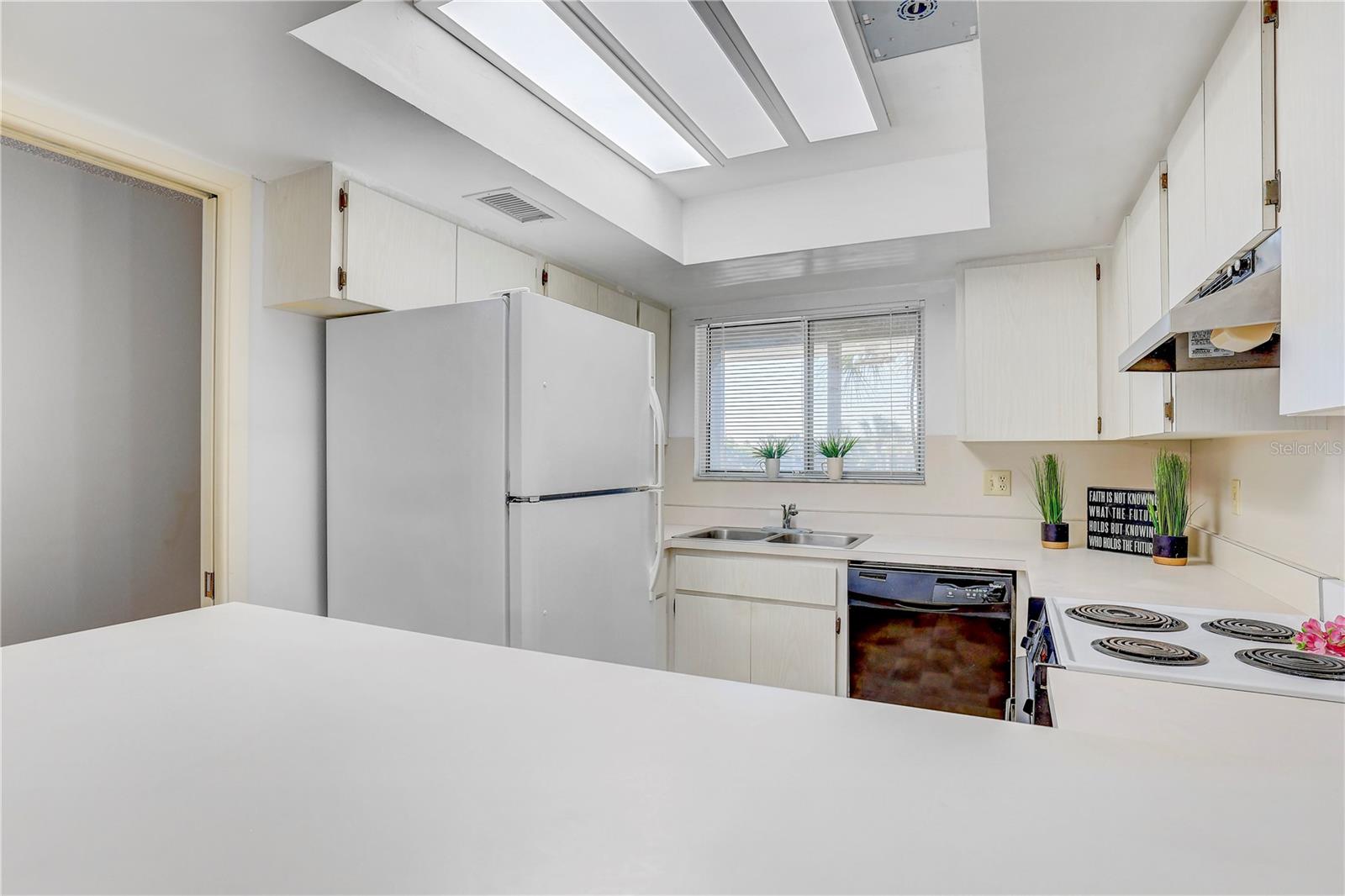 6400 Flotilla Unit 15, Holmes Beach, FL 34217