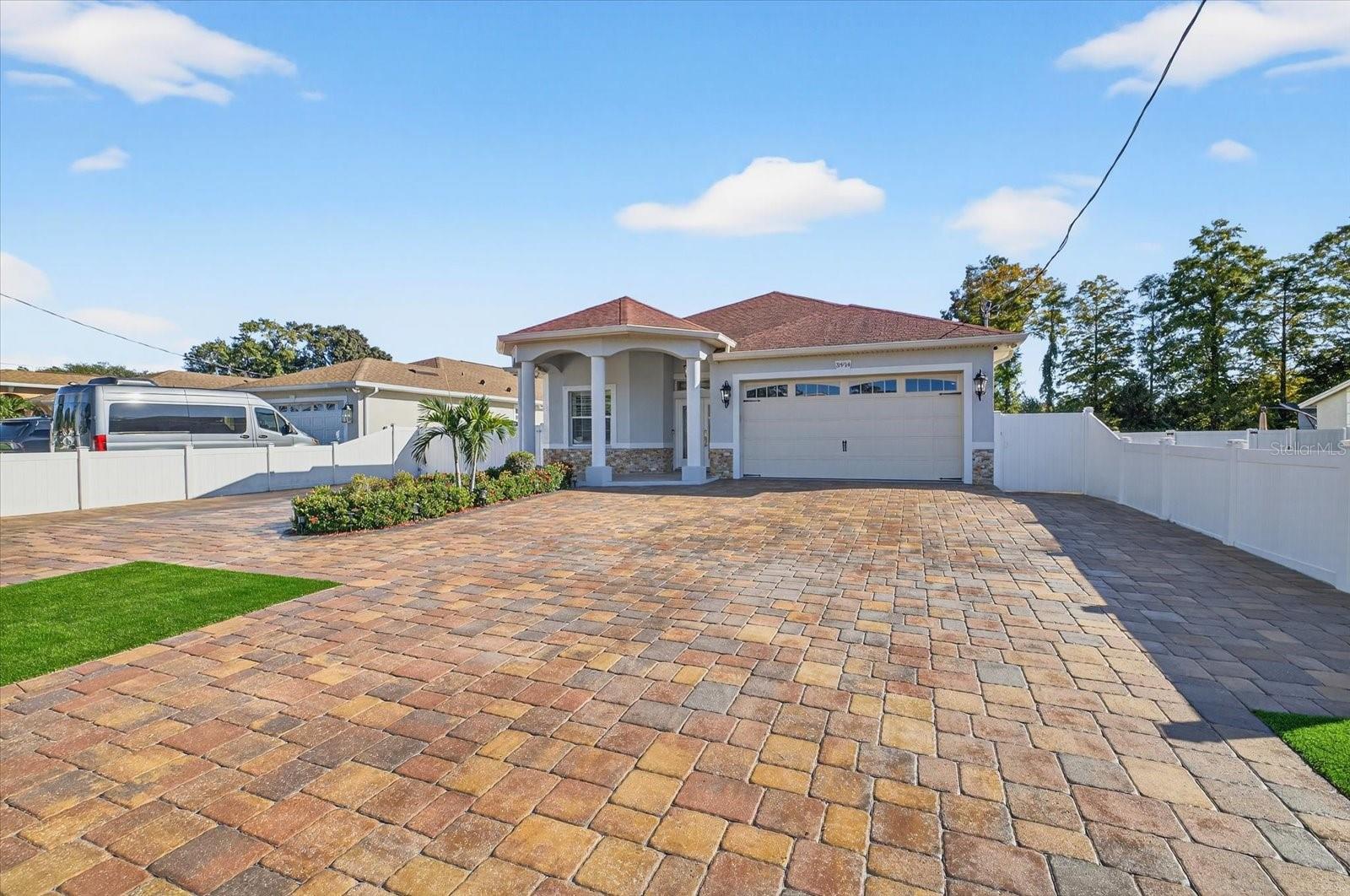 3914 Sligh, Tampa, FL 33614