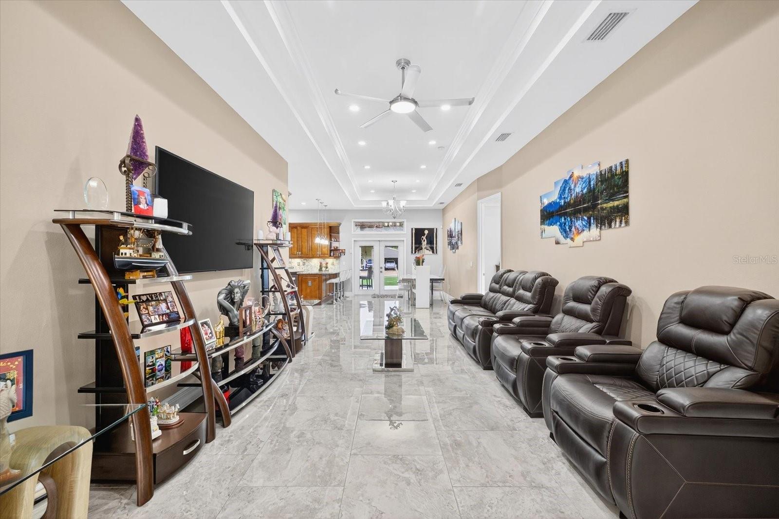 3914 Sligh, Tampa, FL 33614