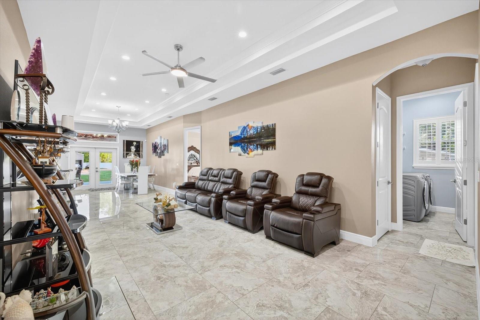 3914 Sligh, Tampa, FL 33614