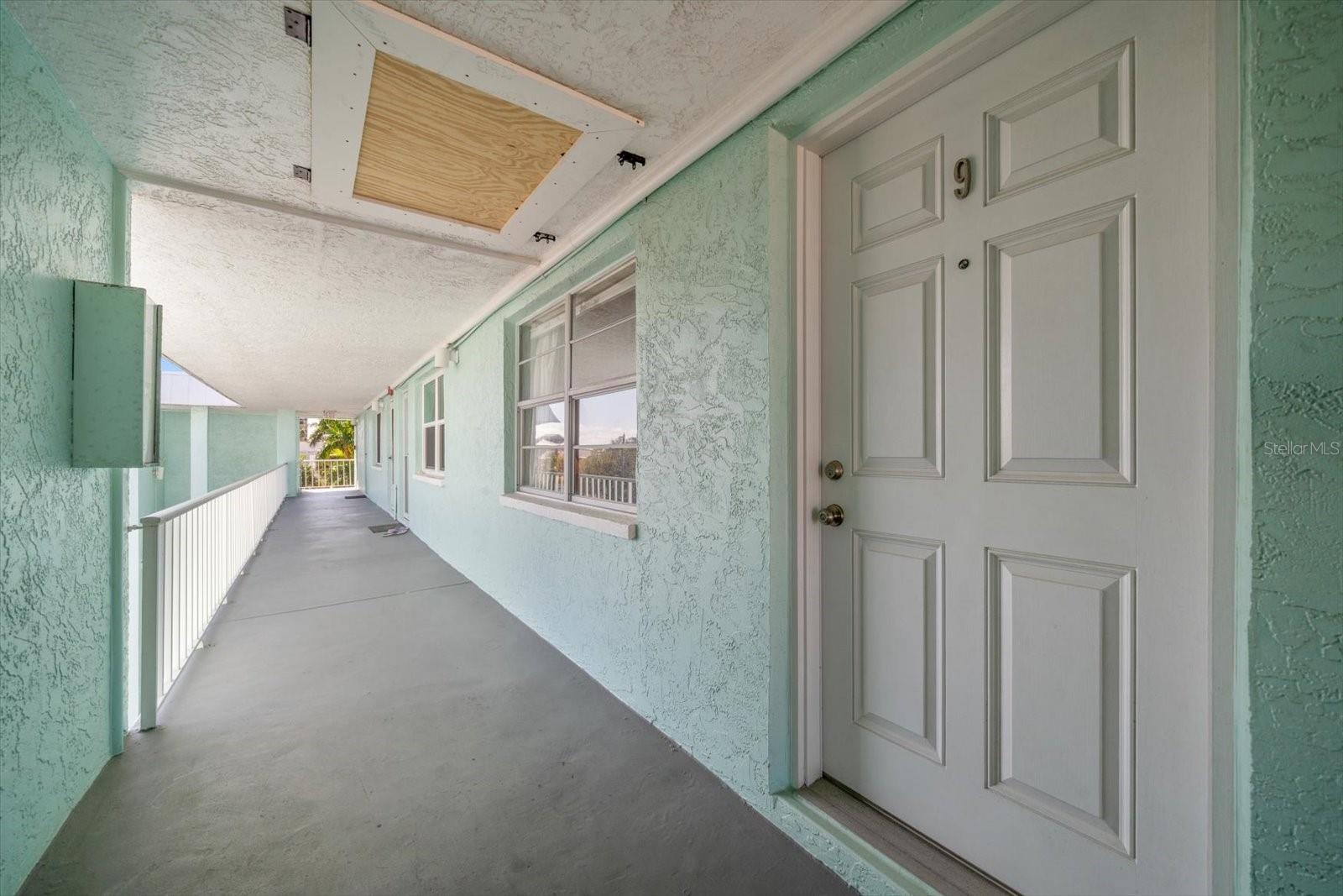 8200 Bayshore Unit 9, Treasure Island, FL 33706