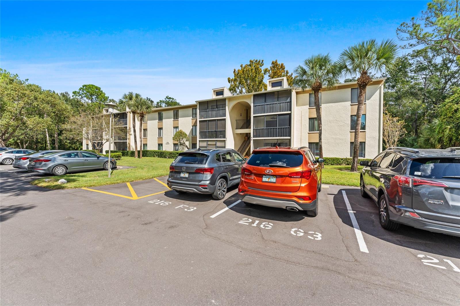 3232 Lake Pine Unit F2, Tarpon Springs, FL 34688