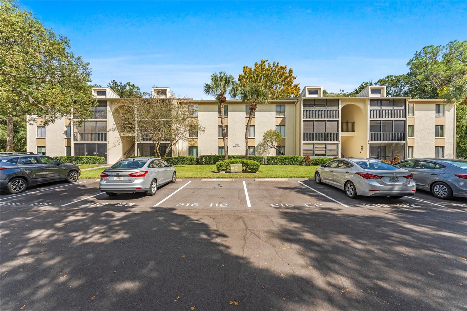 3232 Lake Pine Unit F2, Tarpon Springs, FL 34688