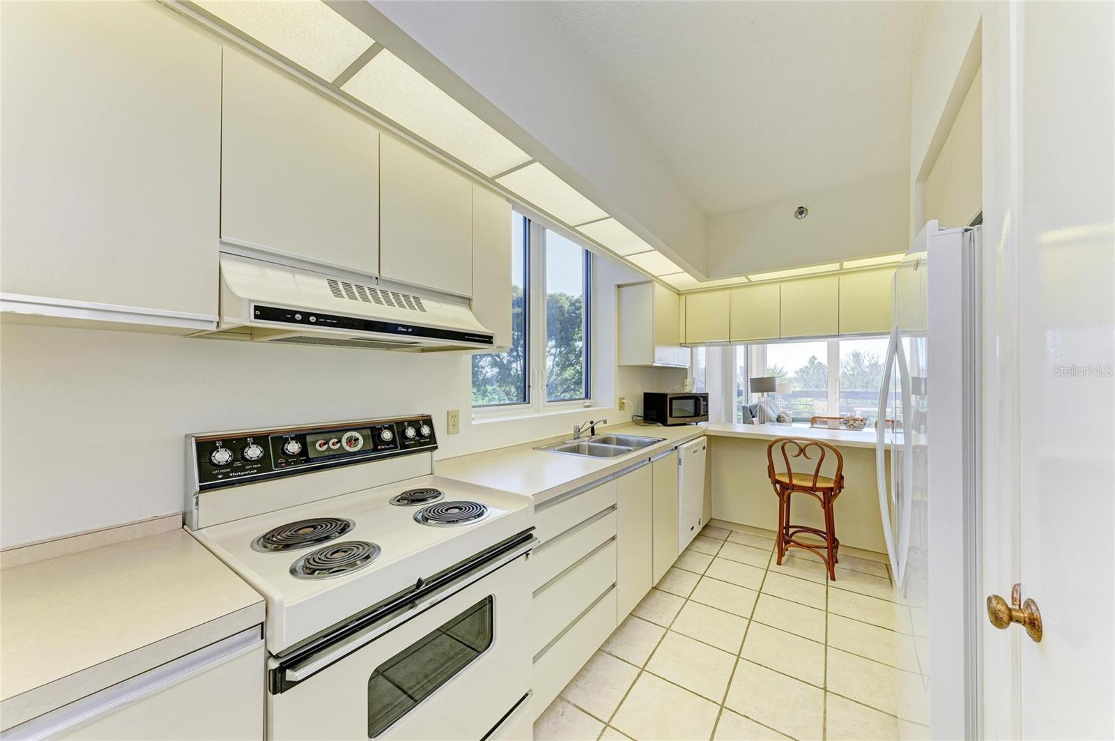 1065 Gulf of Mexico Unit 201, Longboat Key, FL 34228