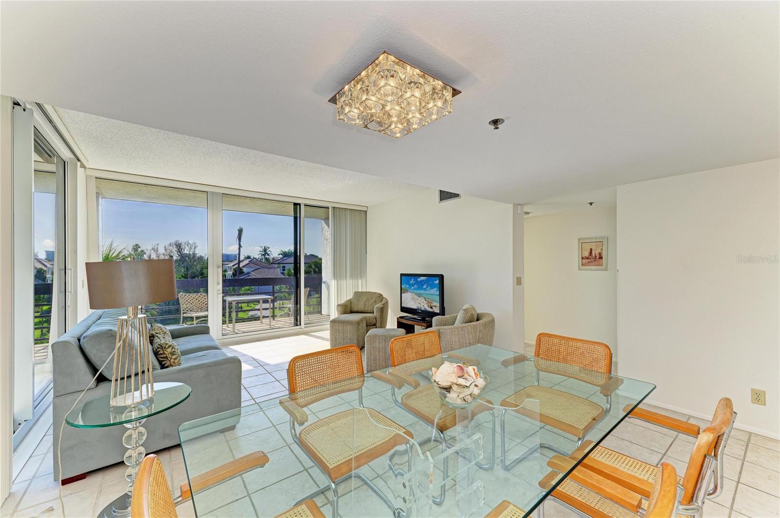 1065 Gulf of Mexico Unit 201, Longboat Key, FL 34228