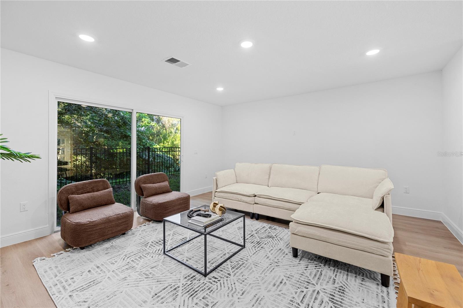 711 Clemson, Altamonte Springs, FL 32714