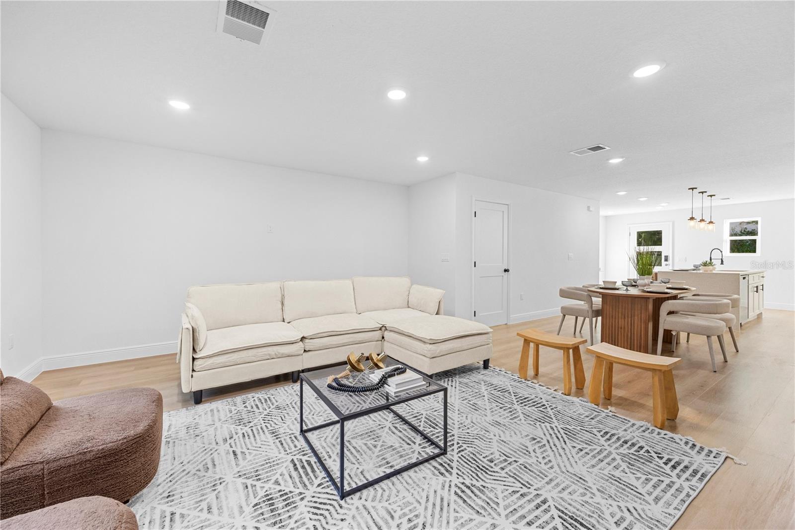 711 Clemson, Altamonte Springs, FL 32714