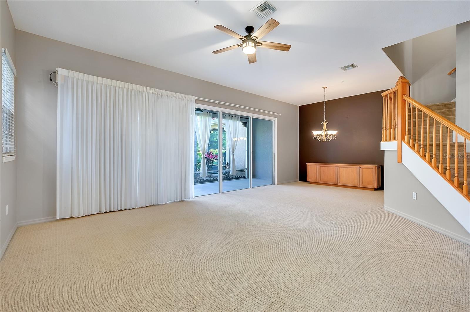3975 Square East Unit 9, Sarasota, FL 34238