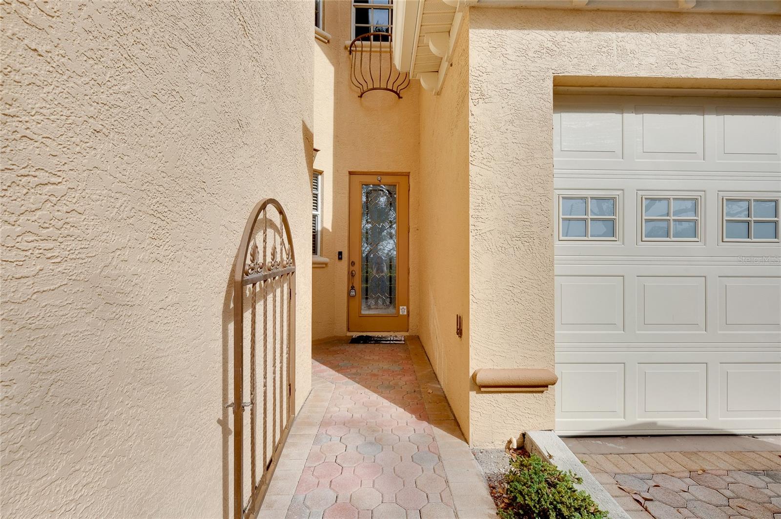 3975 Square East Unit 9, Sarasota, FL 34238