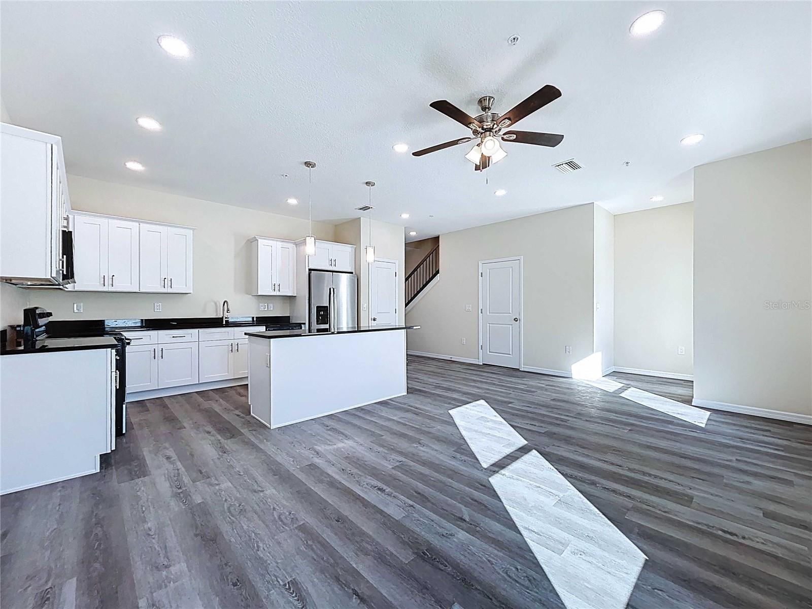 4368 Cambio Gardens Court, Tampa, FL 33610
